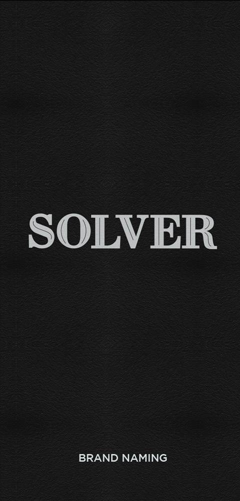 검은 배경 위에 'Solver'라는 텍스트가 중심에 위치한 장면. 브랜드 네이밍을 강조한 디자인 요소로, 심플하면서도 강렬한 인상을 주는 디자인임